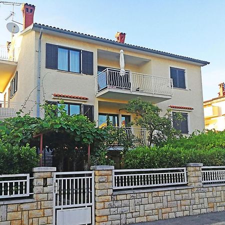 Apartment Jole - A4 -Two Bedrooms - Close To The City Center Porec Exterior photo